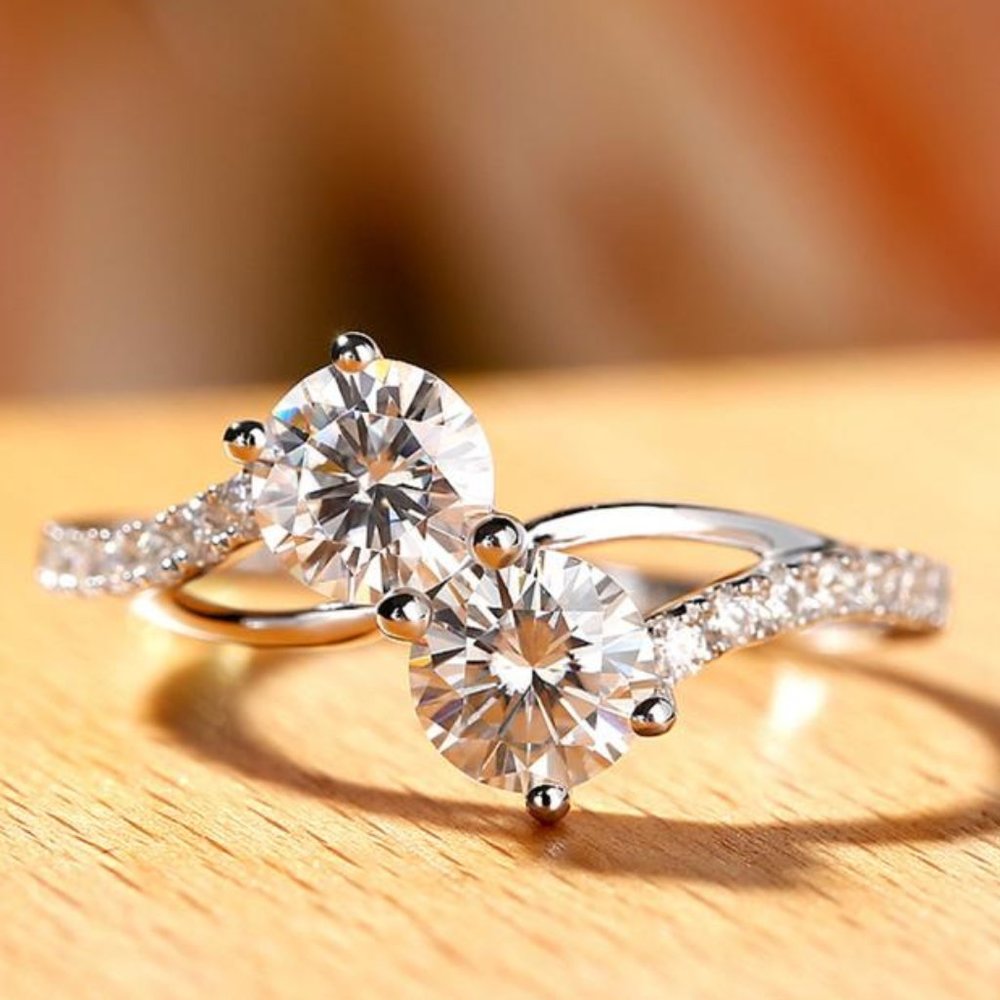 ✨ Beautiful Twisted Double Round Trendy Pure Zircon Rings for Women, PD243